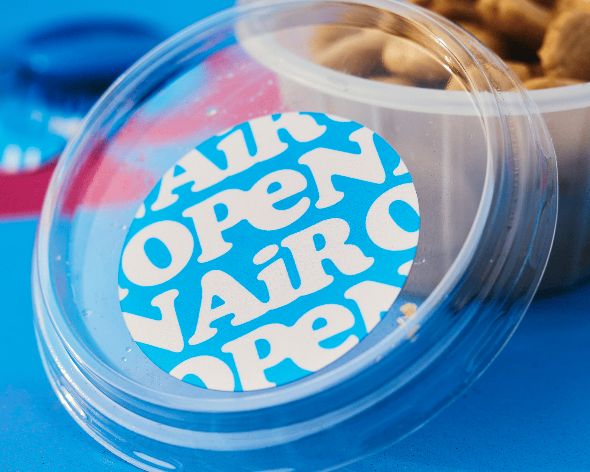 Round label on plastic lid